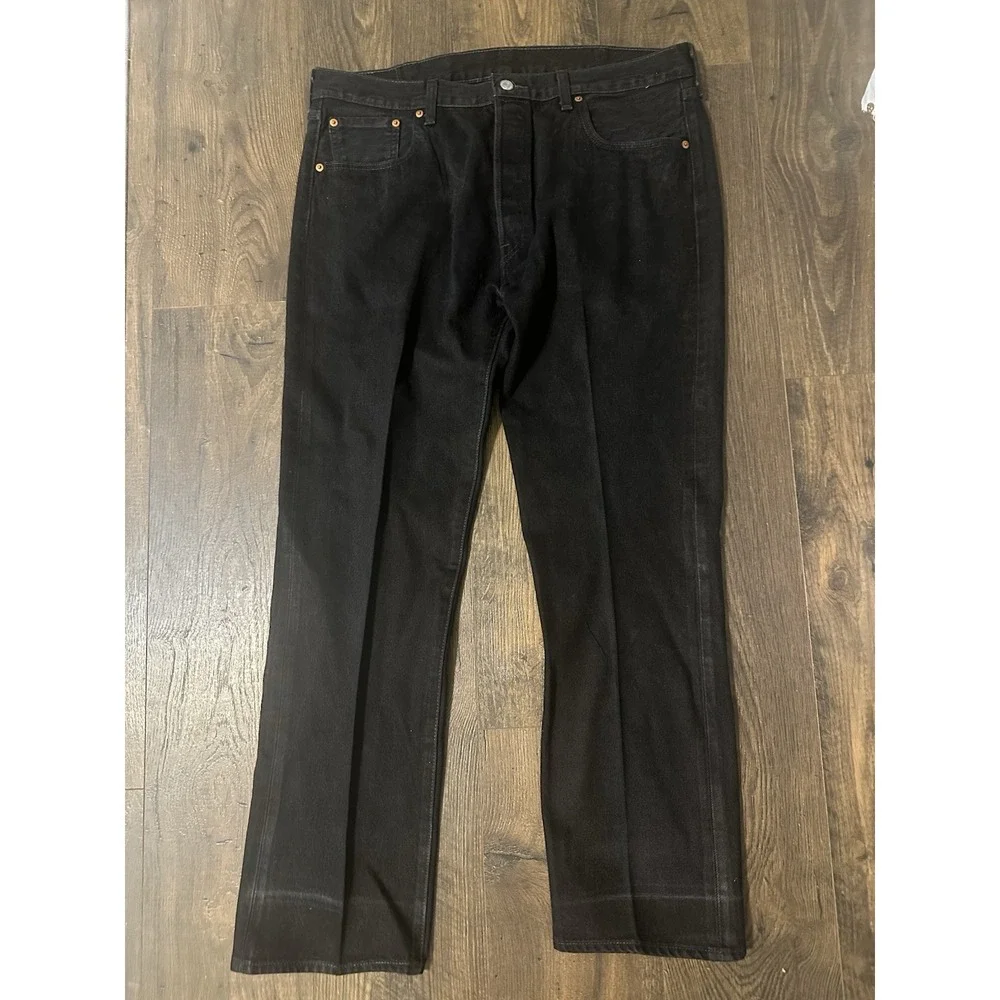 Levi's 501 Original Men's Jeans Regular Fit Straight Leg Button Fly Size 38x32
